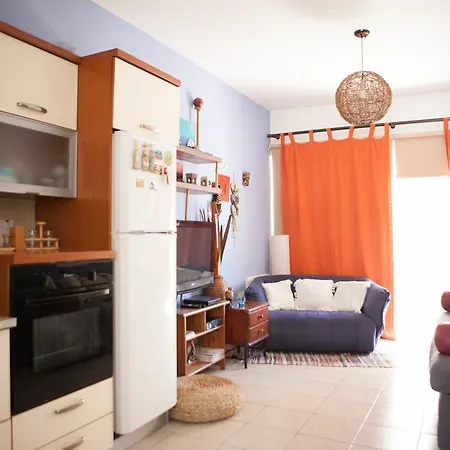 Apartman Aquarian Beachfront Apartment Lárnaka