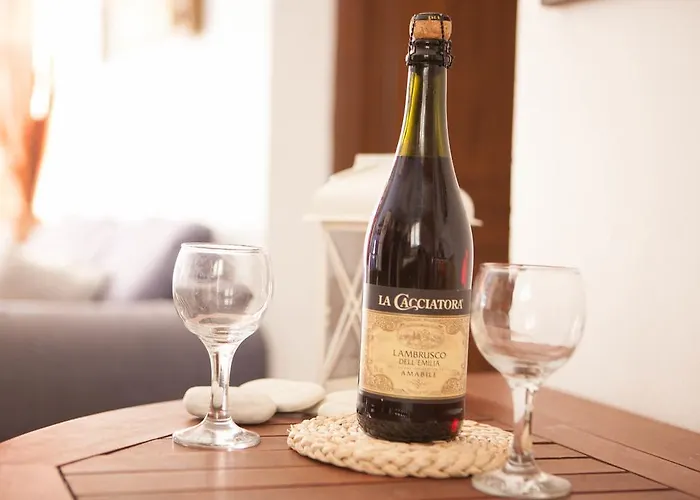 Aquarian Beachfront Lejlighed